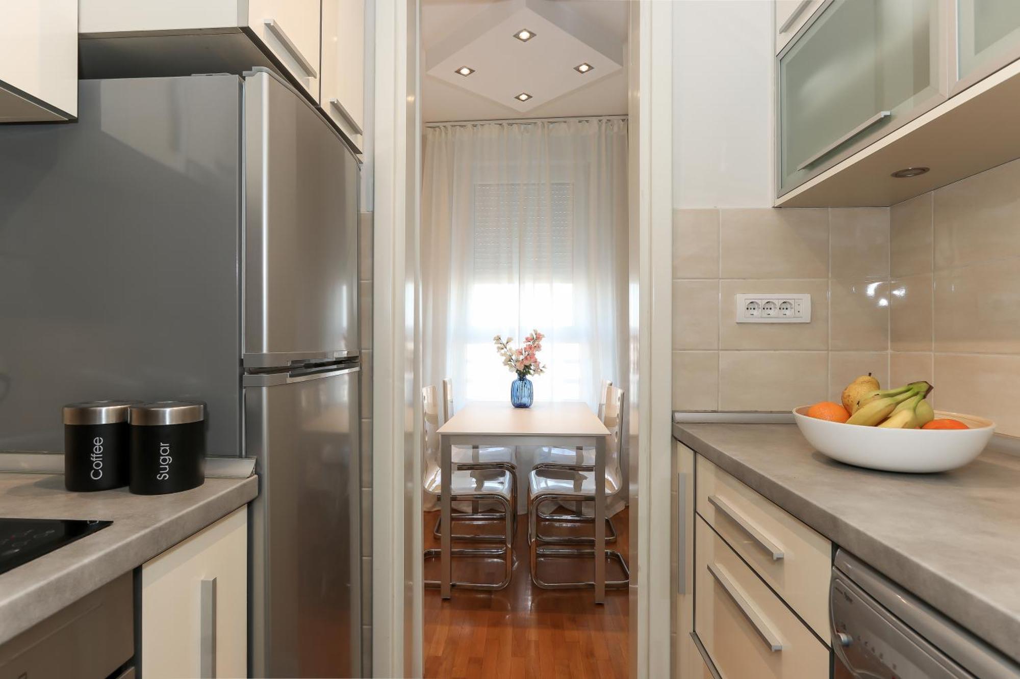 New Belgrade Apartments, Parking 5 Eur Per Day Room photo