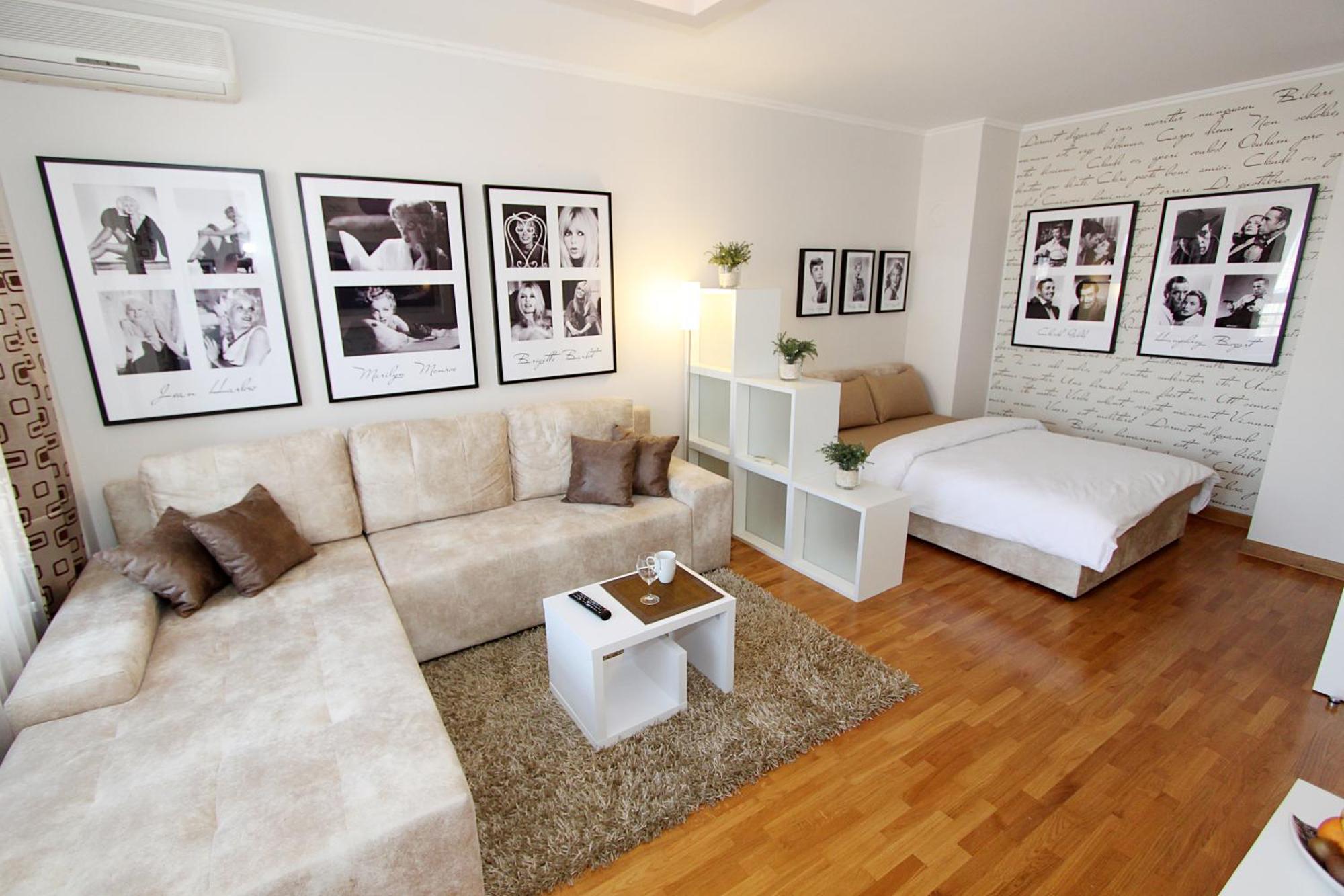 New Belgrade Apartments, Parking 5 Eur Per Day Room photo